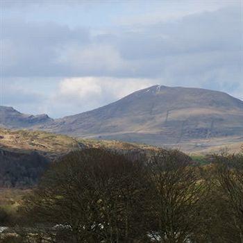 Cefn Uchaf Guesthouse Garndolbenmaen Екстер'єр фото